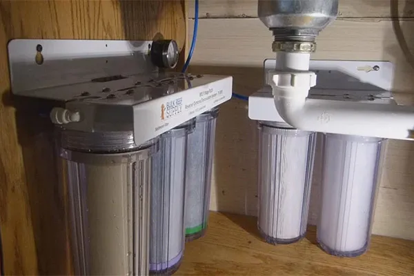 nên mua máy lọc nước mấy lõi lọc