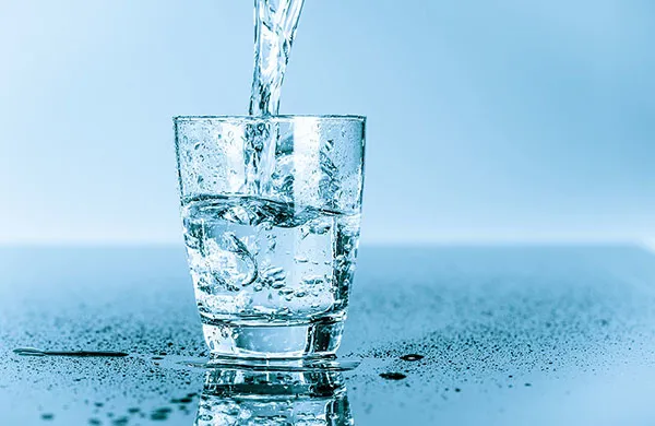 vì sao máy lọc nước có bọt khí