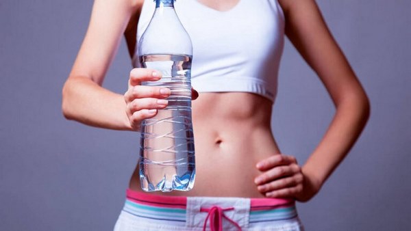 cách uống nước lọc để giảm cân