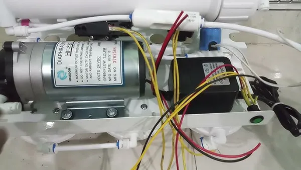 máy kêu to do bơm hoạt động quá tải